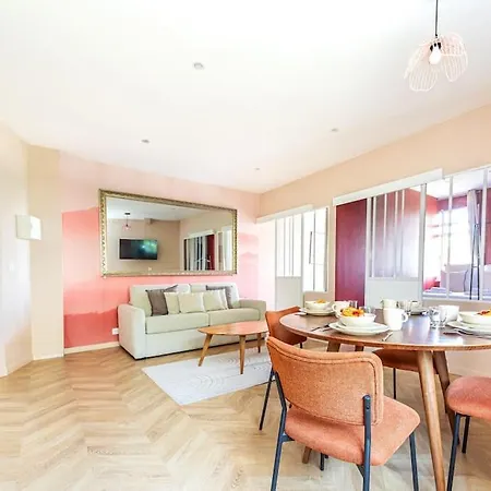 Superbe Rose Pour 6 Avec Sauna Apartment
